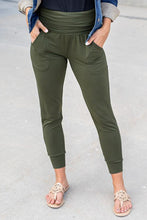 Load image into Gallery viewer, Black Plus Size High Waist Pocketed Skinny Pants