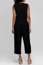 Load image into Gallery viewer, Pink Buttoned Sleeveless Cropped Jumpsuit with Sash