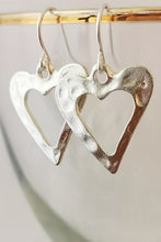 Load image into Gallery viewer, White Valentine Hollowed Heart Shape Earrings