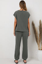 Load image into Gallery viewer, Gray Crinkled Texture Tee and Jogger Pants Set
