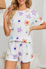 Load image into Gallery viewer, White Flower Print Short Sleeve High Waist Two Piece Shorts Set
