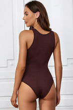 Load image into Gallery viewer, Black Solid Color Ribbed Sleeveless Sport Romper
