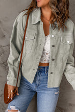 Load image into Gallery viewer, Sky Blue Raw Hem Flap Pockets Cropped Corduroy Jacket
