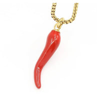 Load image into Gallery viewer, Red horn with chain
